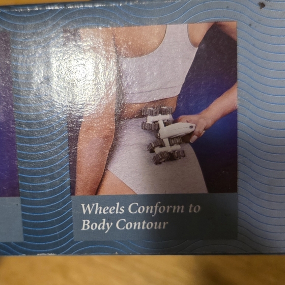 OptiBody Body Rover Massager - Picture 5 of 8